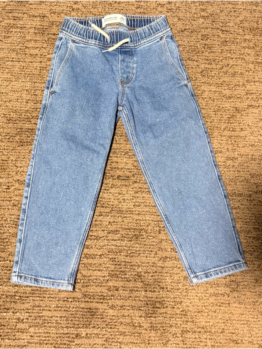 Relaxed pull on taper size 5/6 regular abercrombie kids jeans